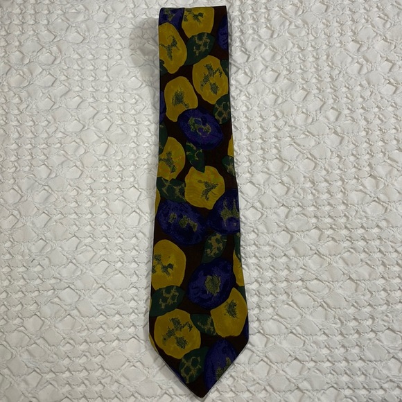 Fendi 100% Silk ‘Made in Italy’ Tie - Picture 3 of 8